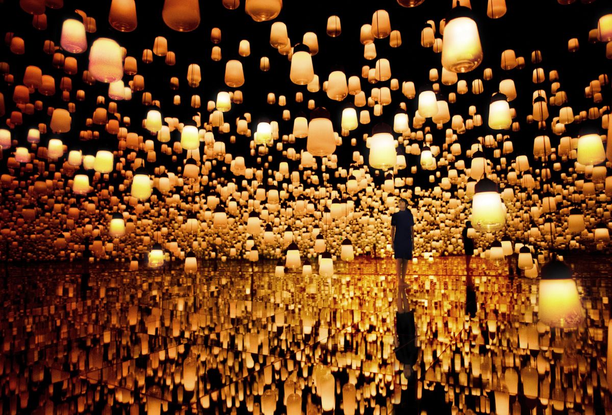 Forest of Resonating Lamps - One Stroke | teamLab