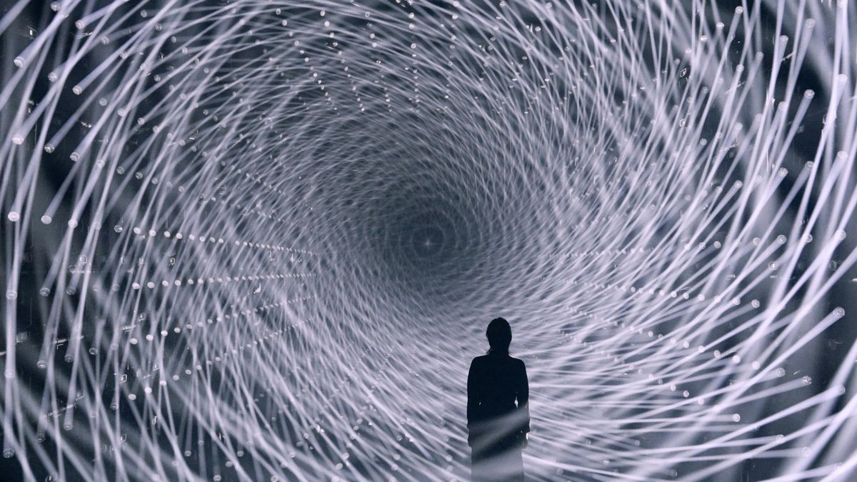 Light Vortex | teamLab