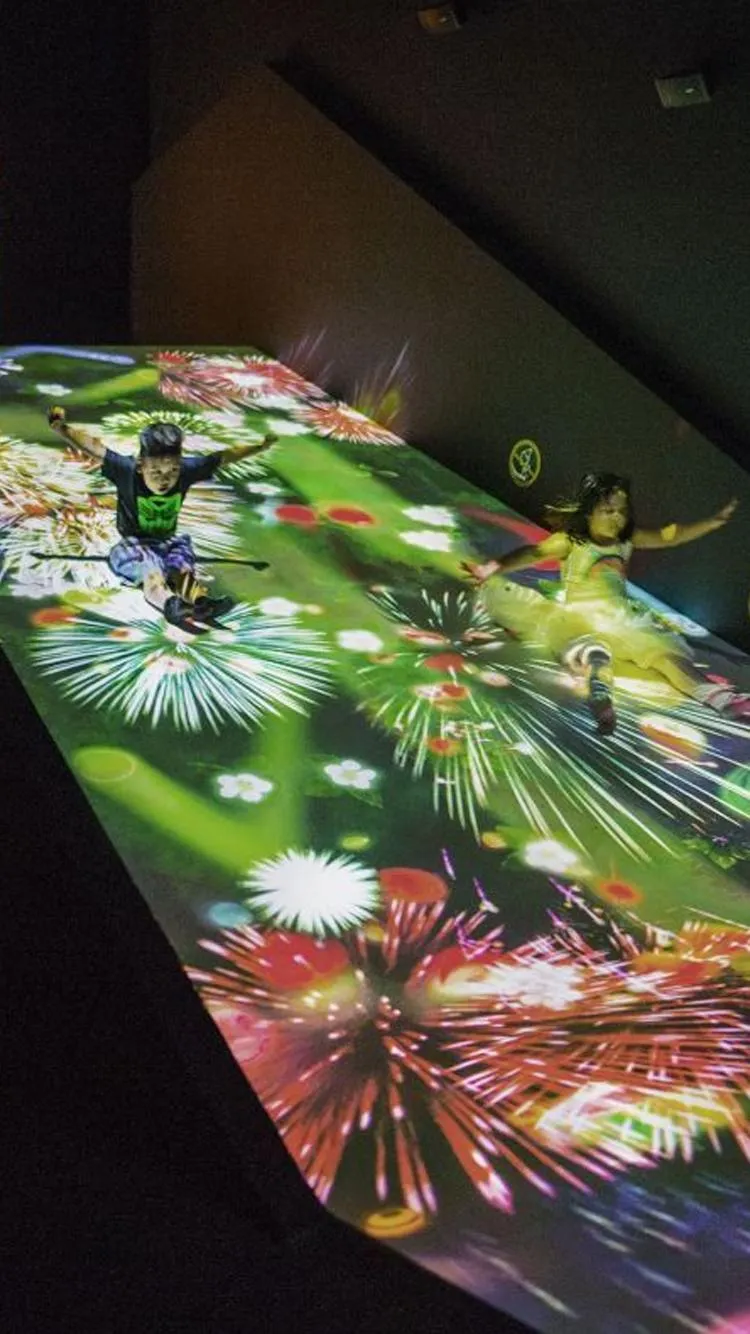 メインビジュアル