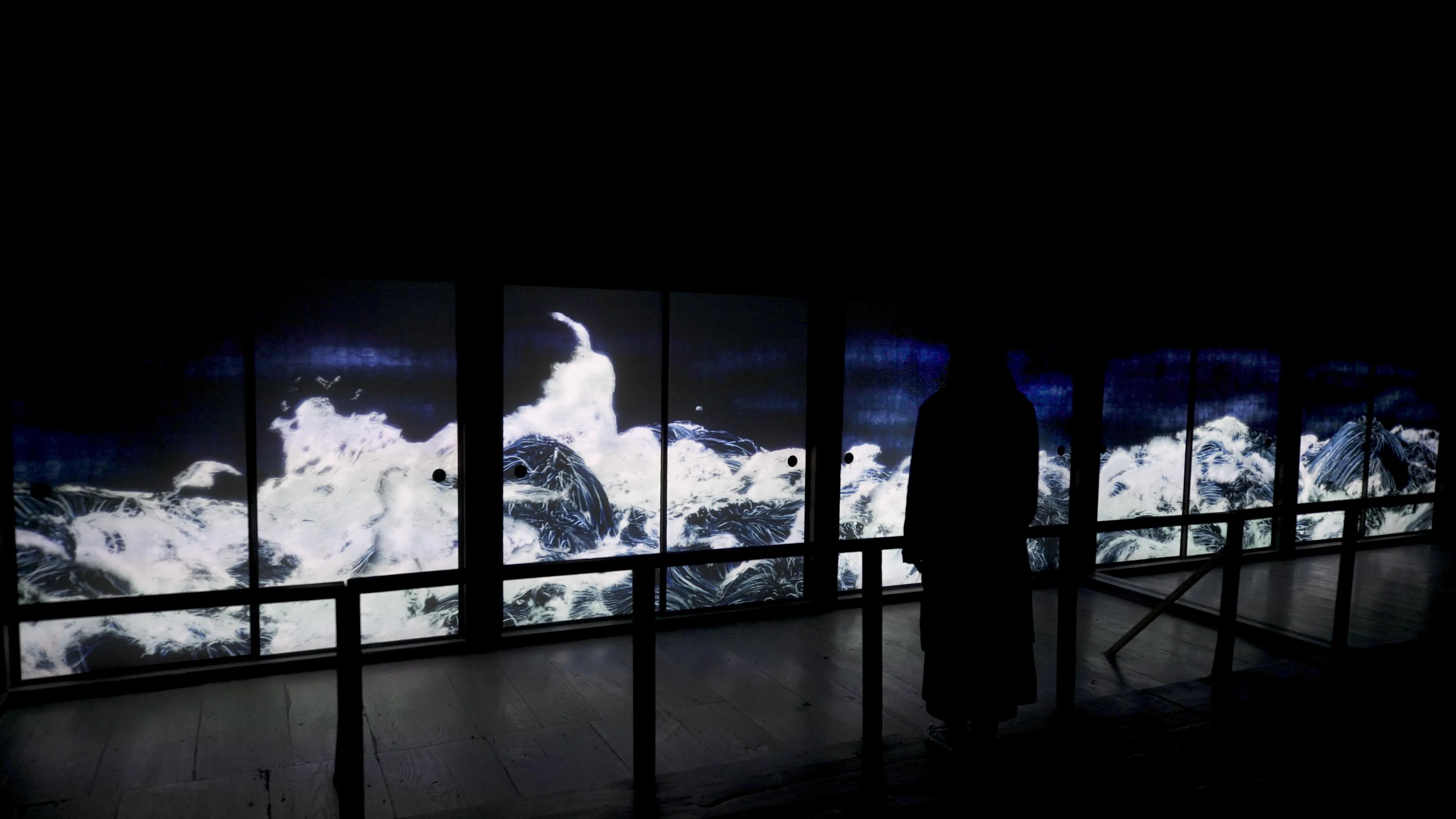 Black Waves of Kochi Castle | teamLab