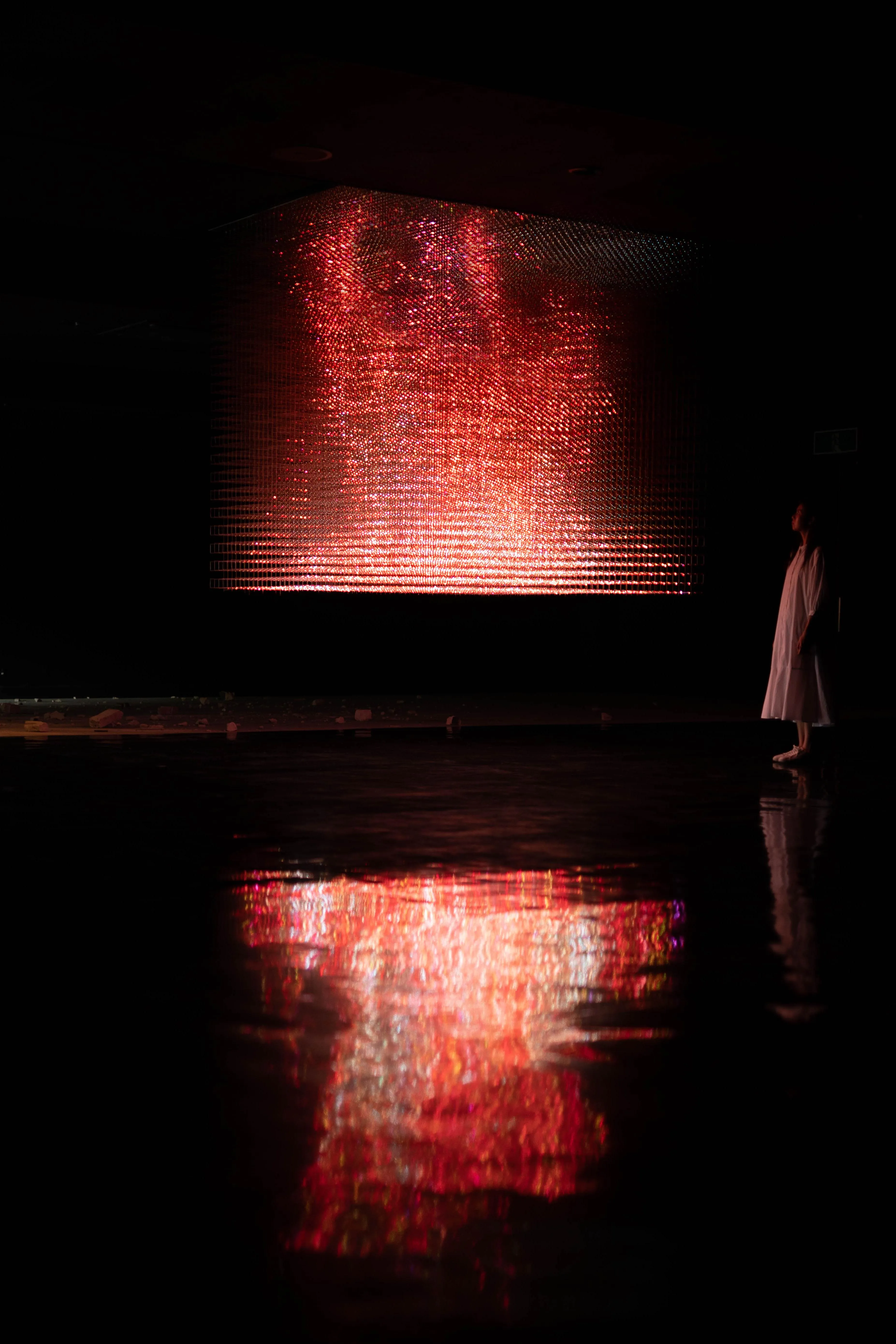 light-sculpture-of-flames-teamlab