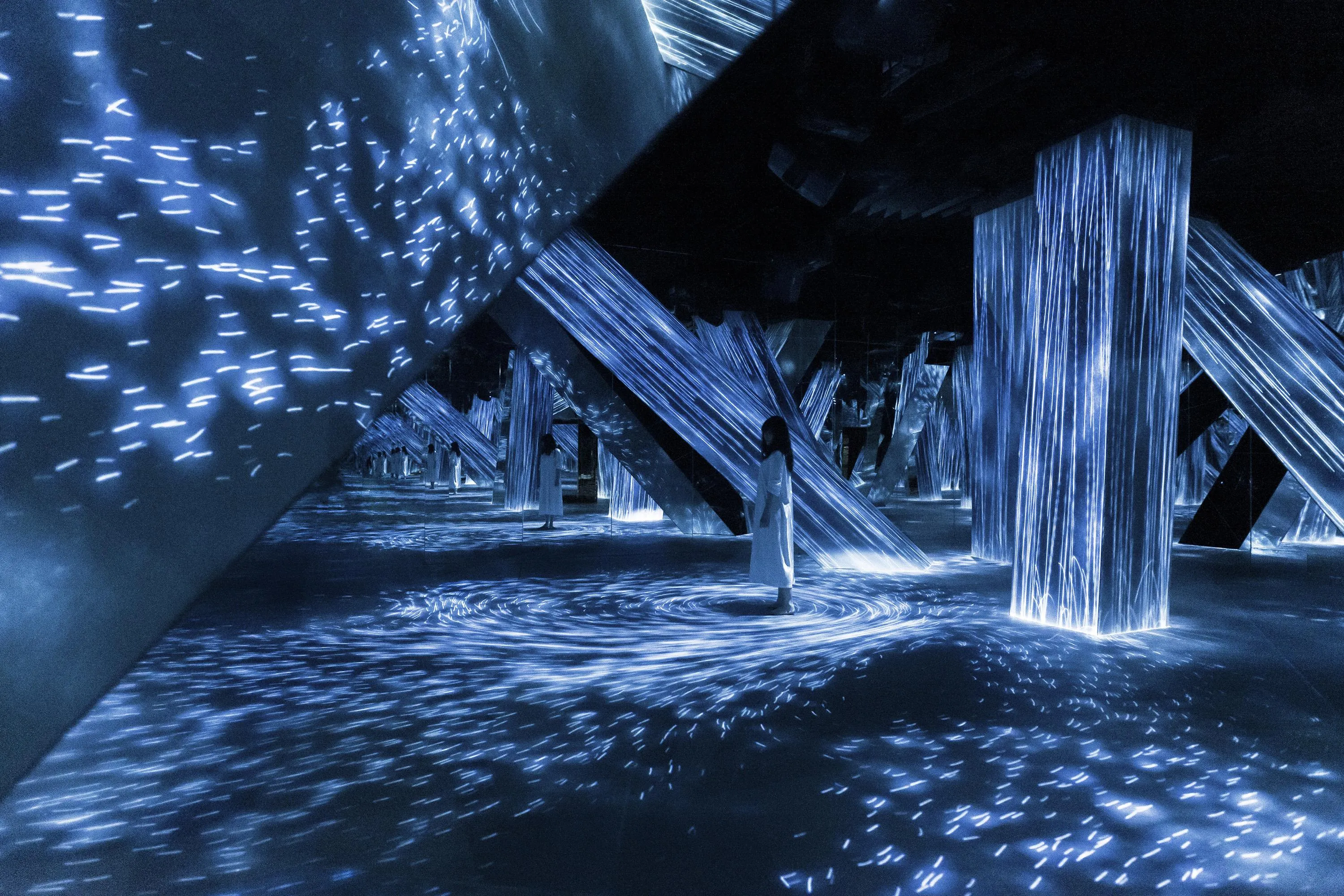 The Columns | teamLab