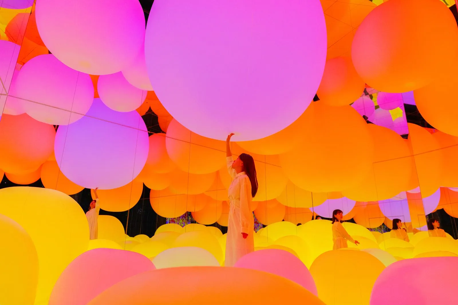 光球管弦乐团 / Light Ball Orchestra | teamLab 未来的游乐园