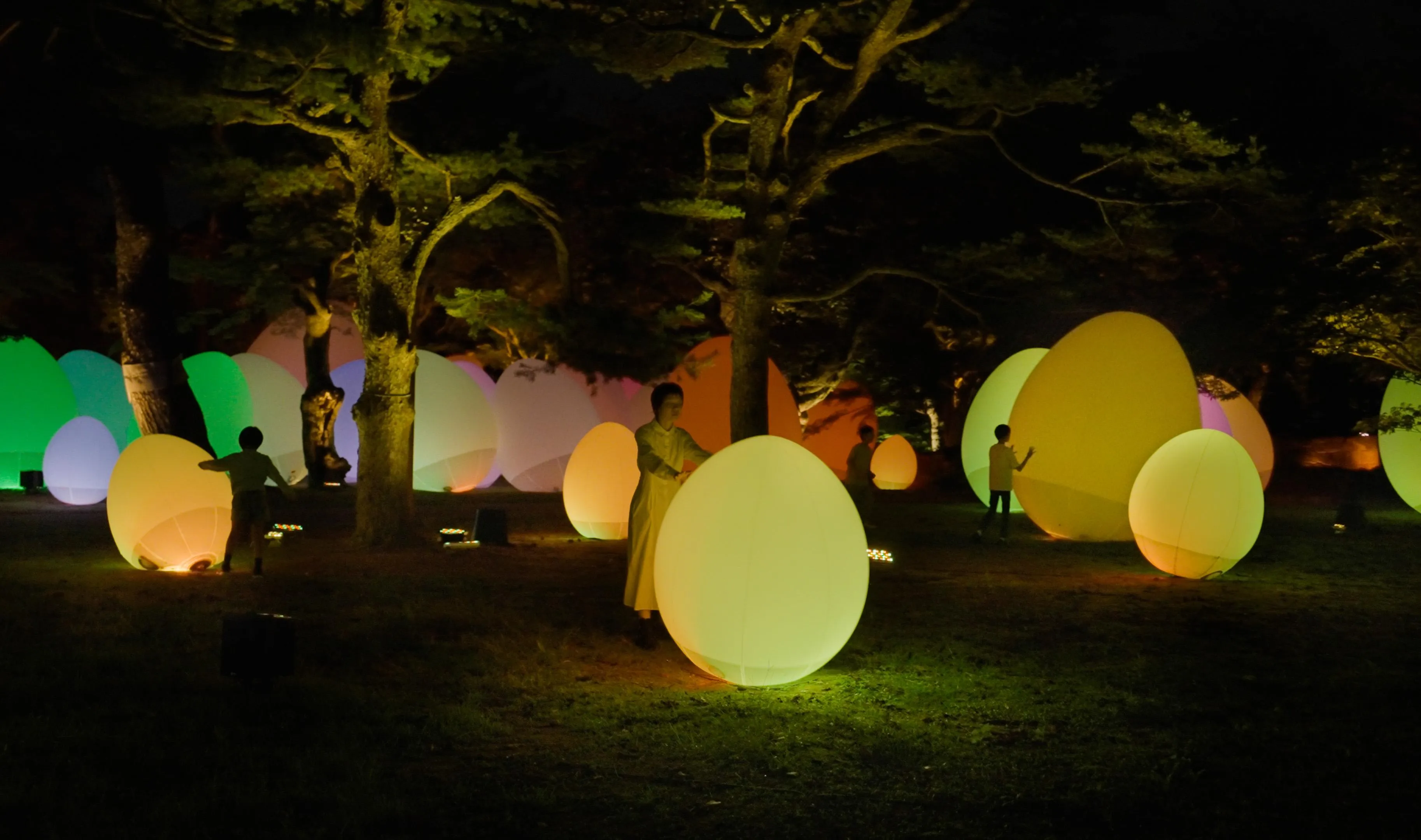 teamLab: Digitized Kanazawa Castle | teamLab