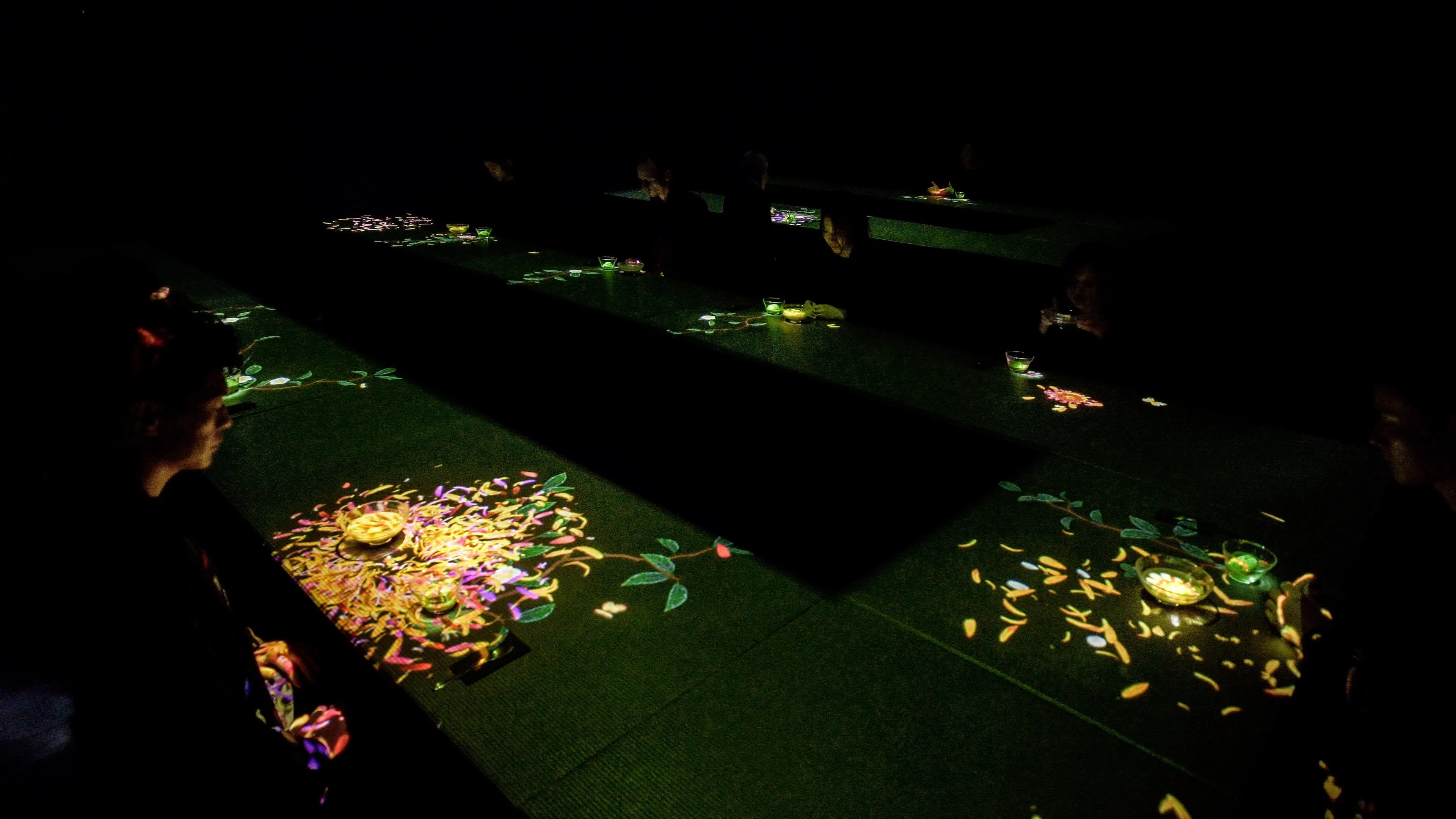 Tea Tree | teamLab